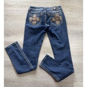 Miss Me Winged Cross Embroidered Pocket Low Rise Skinny Jeans Size 27  (27x31)